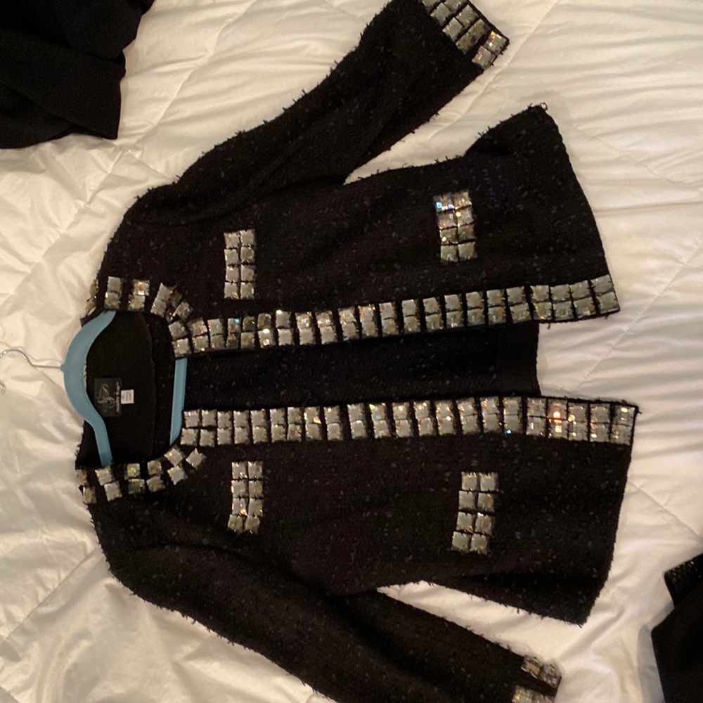 Mary kay, National suit size 10. In nice condition.